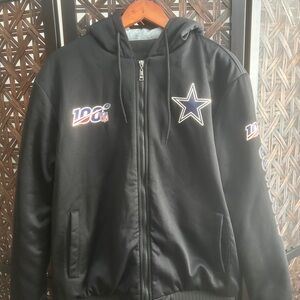 Good Condition, XL Dallas Cowboys Faux Jacket. Brand is Unknown.